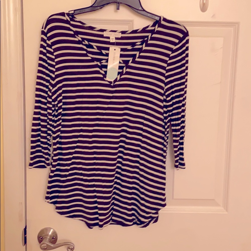 Women’s Dulce 3/4 Sleeve Cross Front Knit Top